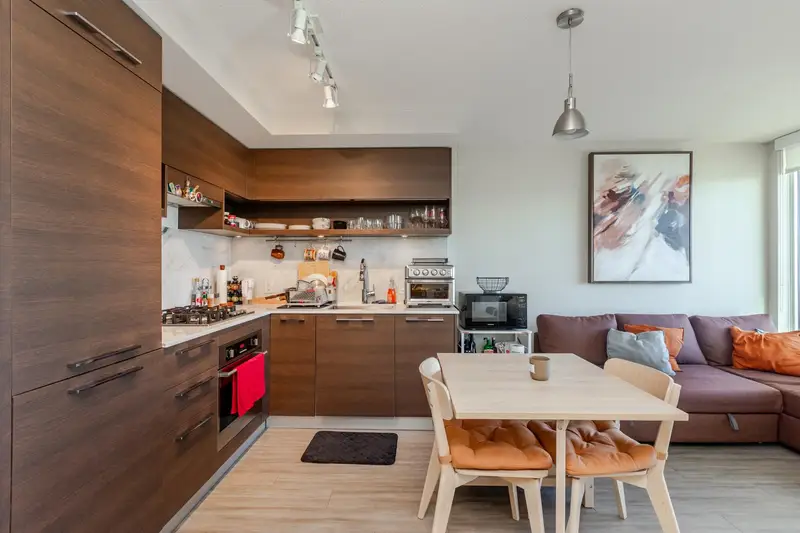 2101 570 EMERSON STREET - photo 3 of 25