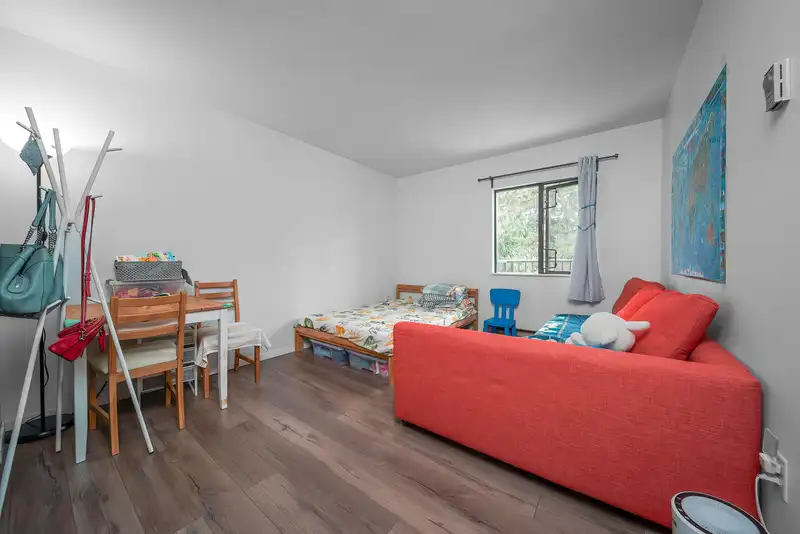 303 8231 GRANVILLE AVENUE - photo 2 of 18
