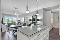 210 16380 64 AVENUE - thumbnail 13