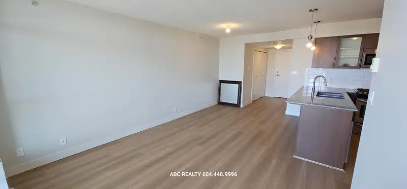 1609 8068 WESTMINSTER HIGHWAY - photo 2 of 36