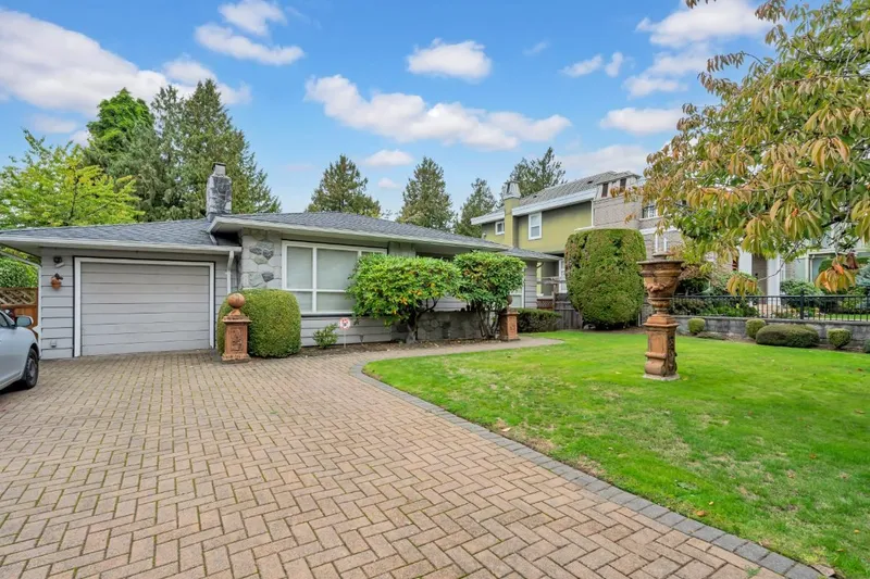 7187 MARGUERITE STREET - photo 2 of 25