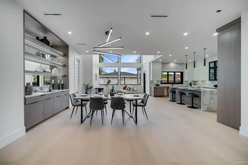 819 CORNELL AVENUE - photo 3 of 21