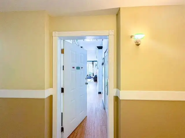 103 10082 132 STREET - photo 2 of 11