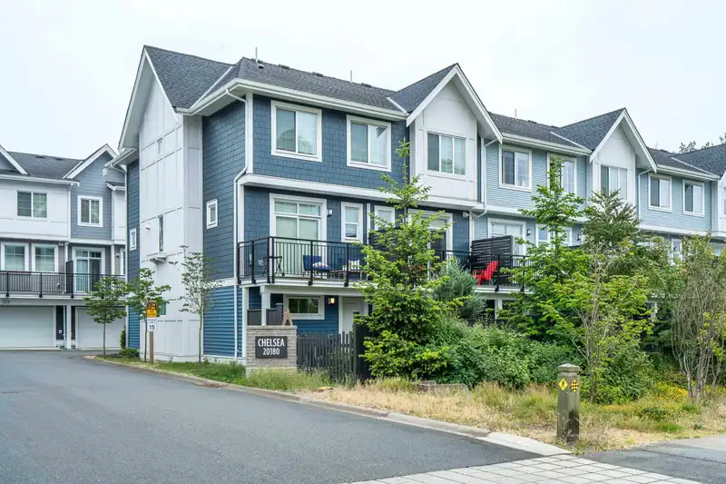 63 20180 84 AVENUE - photo 3 of 35