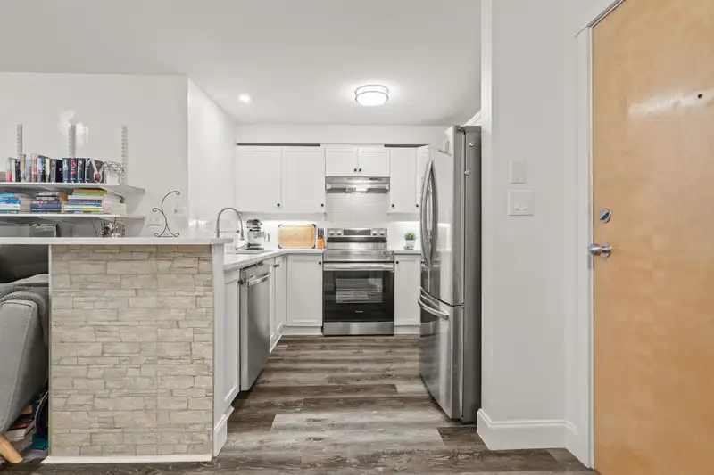 213 15 SMOKEY SMITH PLACE - photo 4 of 31