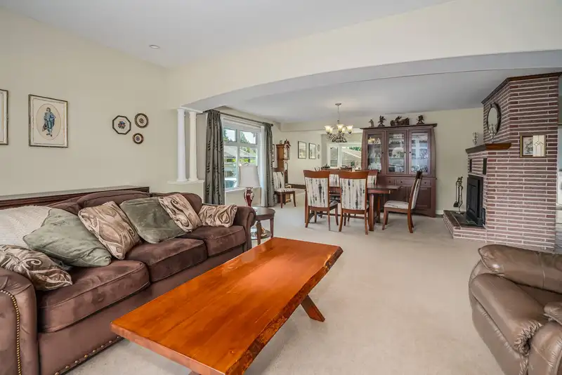 21756 122ND AVENUE - photo 3 of 33