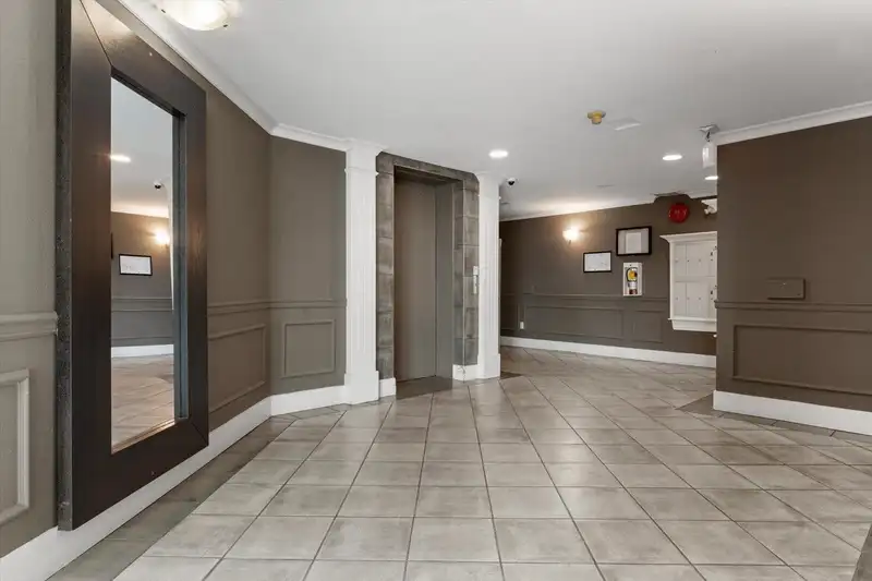 222 32725 GEORGE FERGUSON WAY - photo 2 of 39