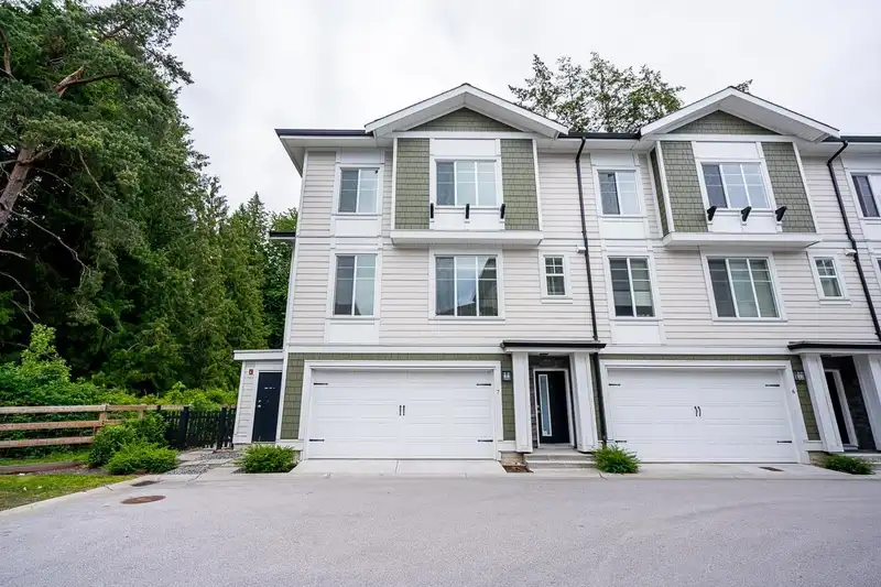 7 14499 64 AVENUE AVENUE - photo 1 of 29