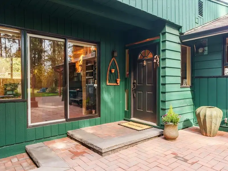 1036 MOUNTAIN HIGHWAY - photo 3 of 40