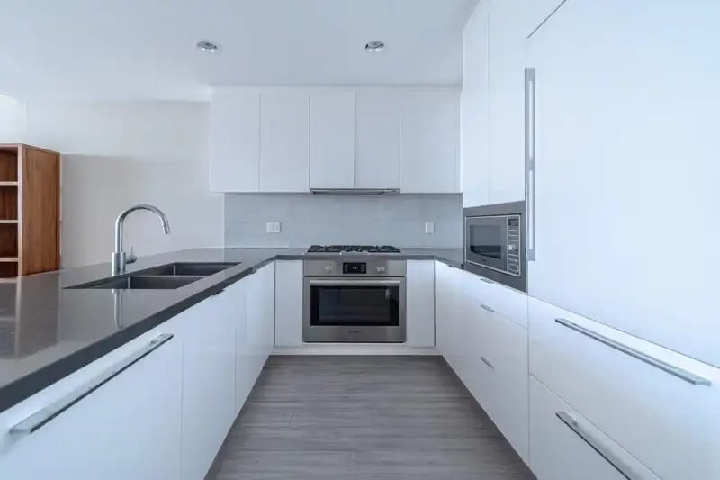 1705 7368 GOLLNER AVENUE - photo 3 of 15