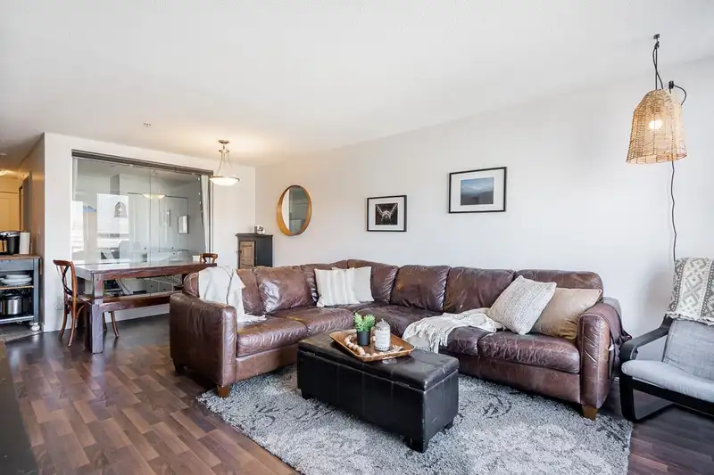 310 2636 E HASTINGS STREET - photo 4 of 24