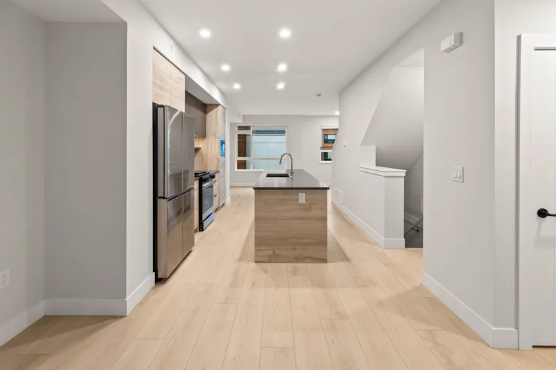 94 30530 CARDINAL AVENUE - photo 4 of 25