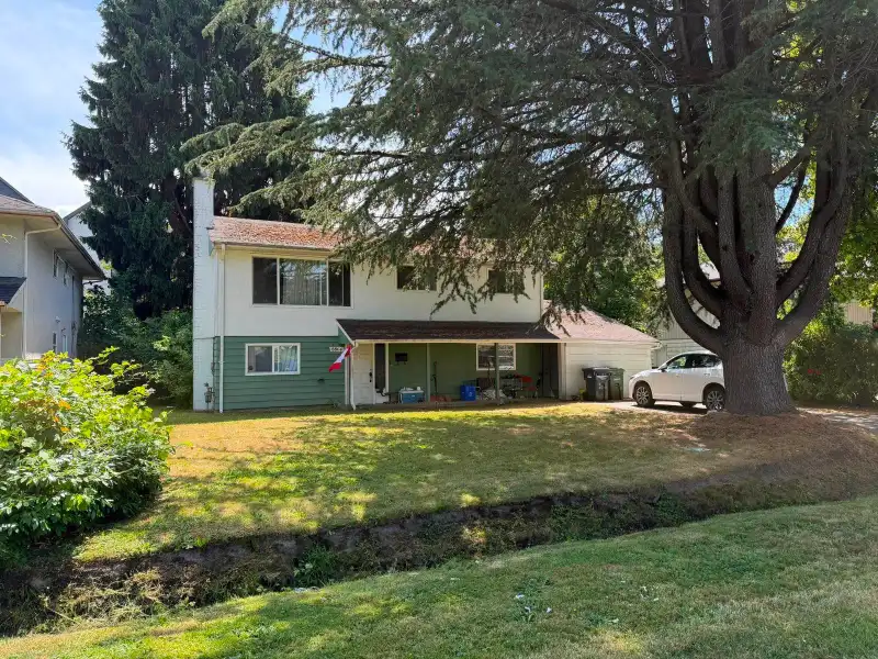 8864 COOK CRESCENT - photo 1 of 1