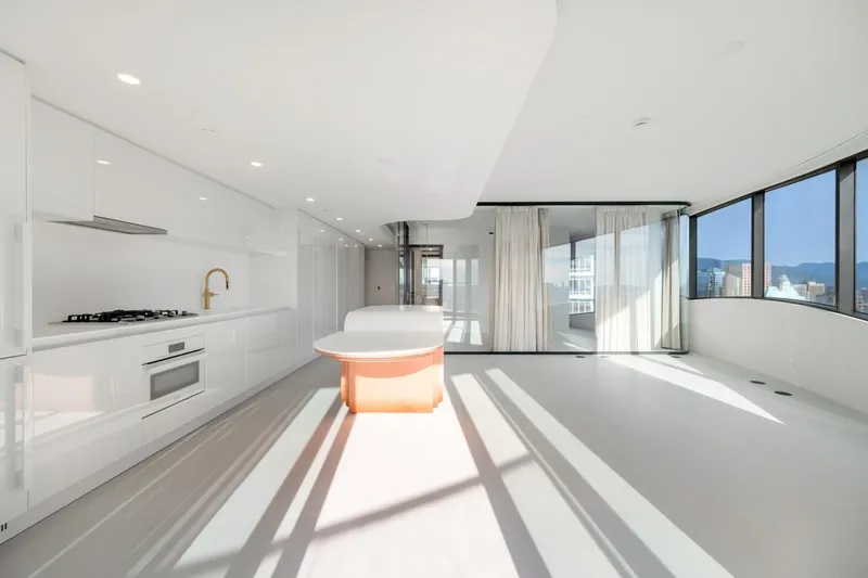 3202 1033 NELSON STREET - photo 4 of 25