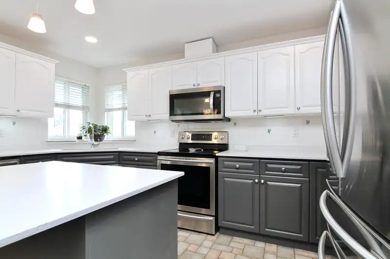 20205 DITTON STREET - photo 2 of 40