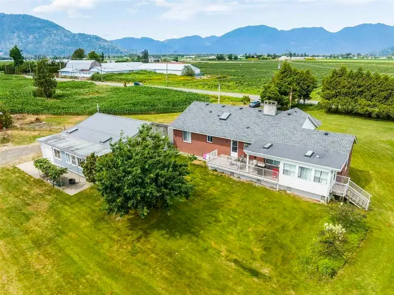42832 KEITH WILSON ROAD - photo 3 of 40