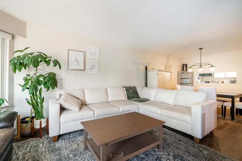 316 9635 121 STREET - photo 1 of 26