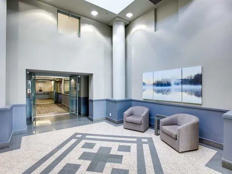 1602 8 LAGUNA COURT - photo 3 of 25