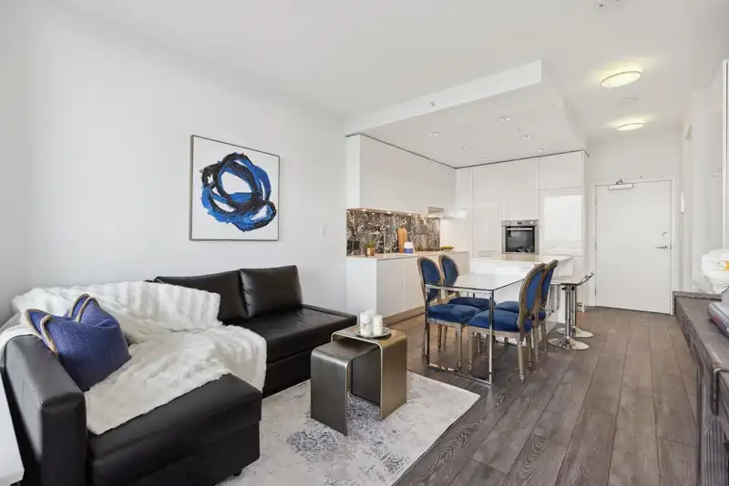 4809 4510 HALIFAX WAY - photo 3 of 40