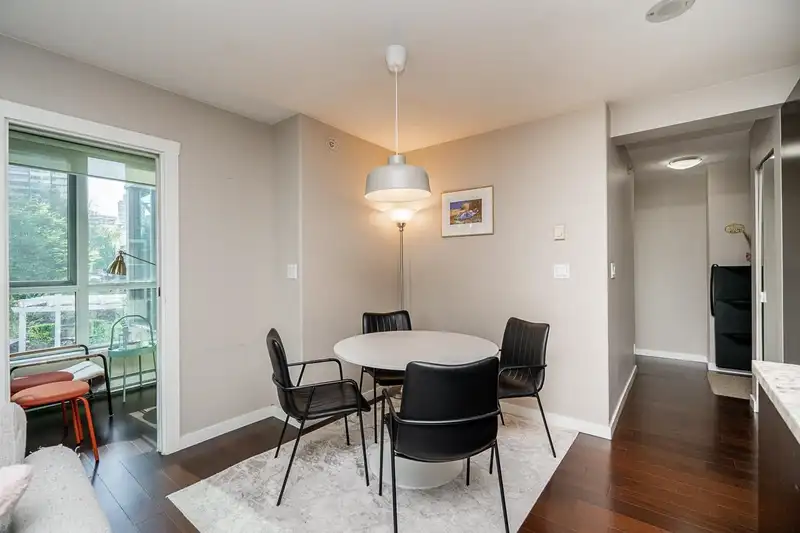 601 1328 W PENDER STREET - photo 4 of 35