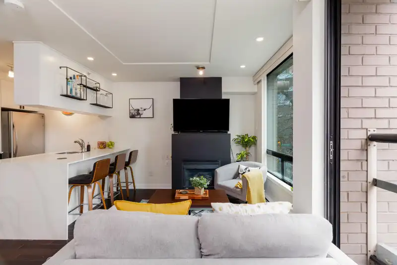 306 1003 BURNABY STREET - photo 4 of 20