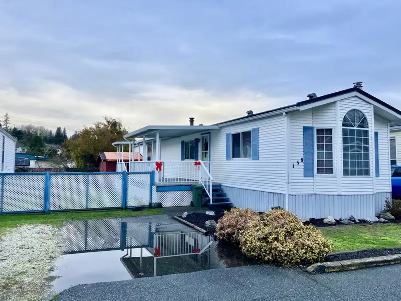 138 3300 HORN STREET - photo 2 of 23