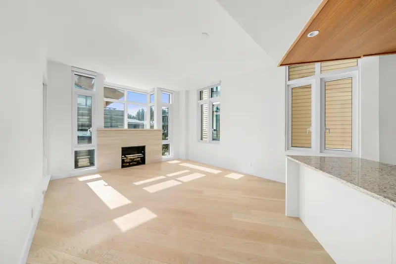 404 6699 NELSON AVENUE - photo 3 of 23