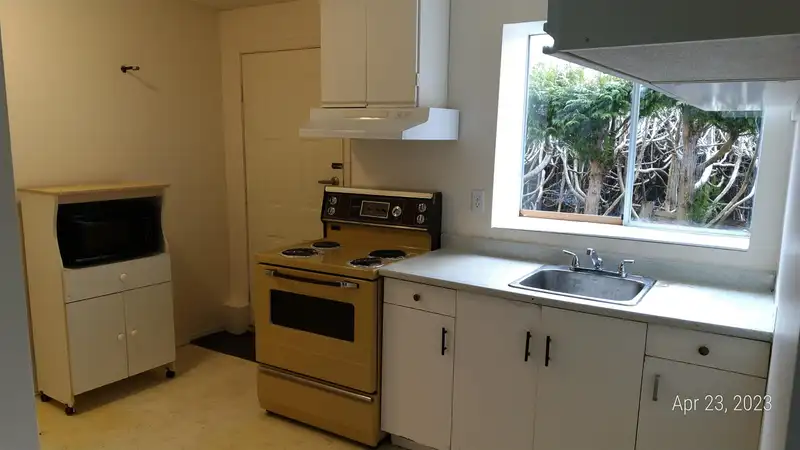 10291 ADDISON STREET - photo 3 of 9