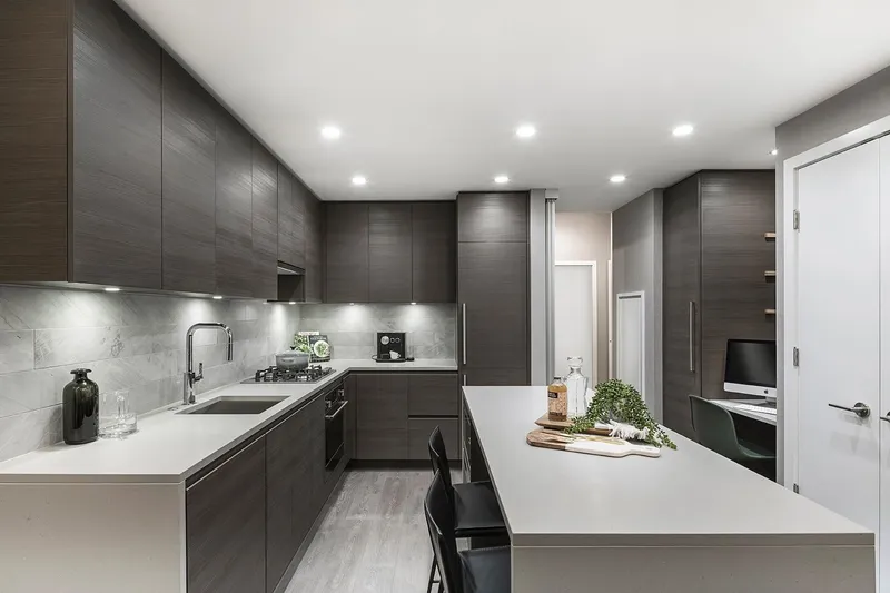 4705 2108 GILMORE AVENUE - photo 1 of 21