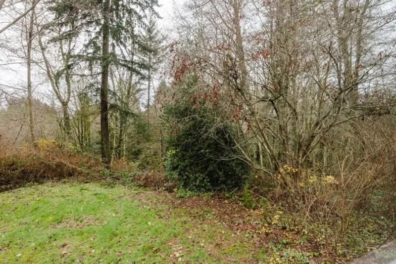 178 1413 SUNSHINE COAST HIGHWAY - photo 3 of 9