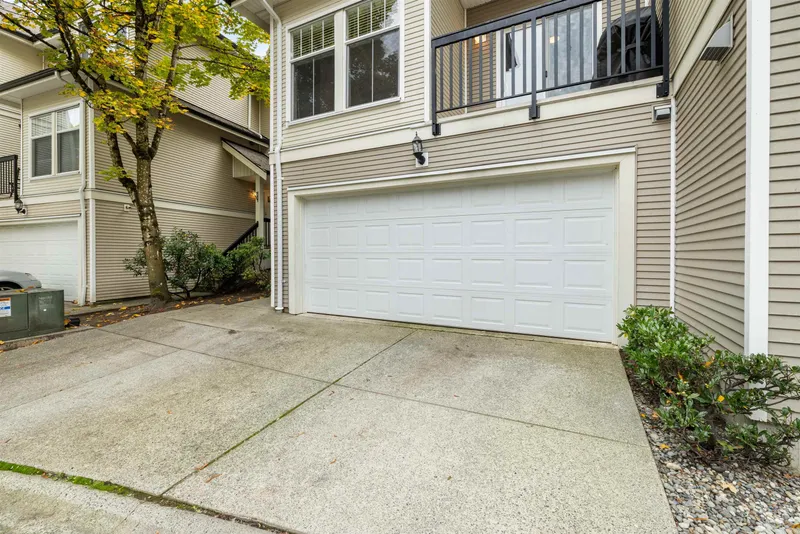 18 21535 88 AVENUE - photo 3 of 25