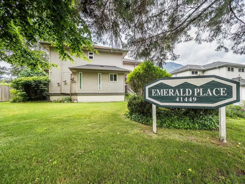 22 41449 GOVERNMENT ROAD - photo 1 of 25