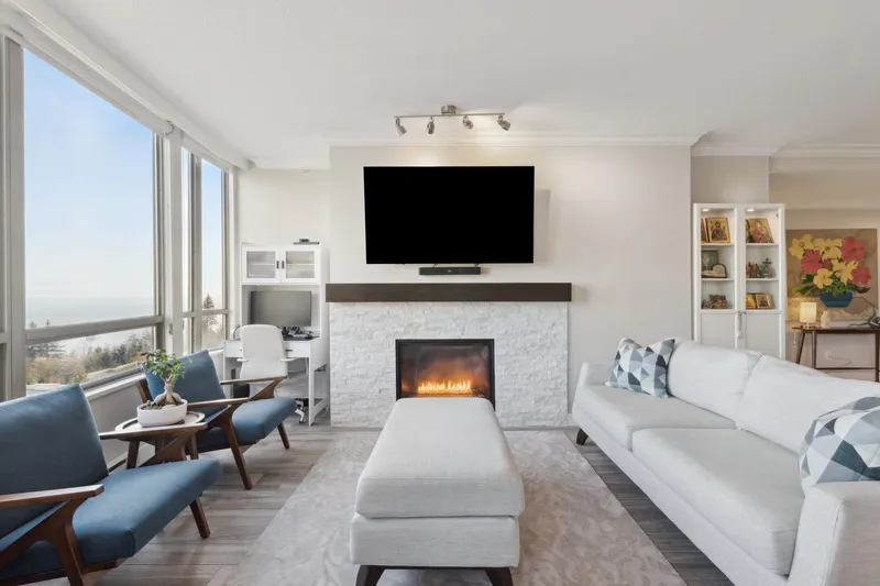 302 3131 DEER RIDGE DRIVE - photo 2 of 17