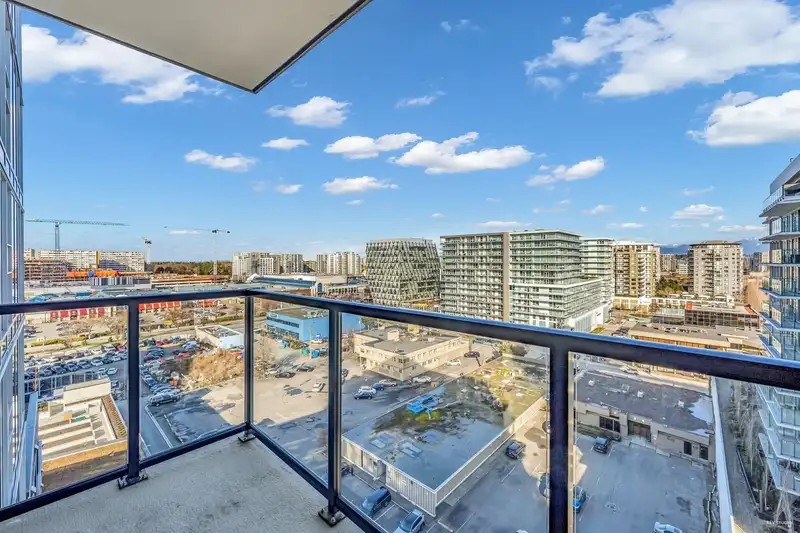 1204 6633 BUSWELL STREET - photo 2 of 4