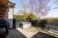 5518 OAK STREET - thumbnail 31