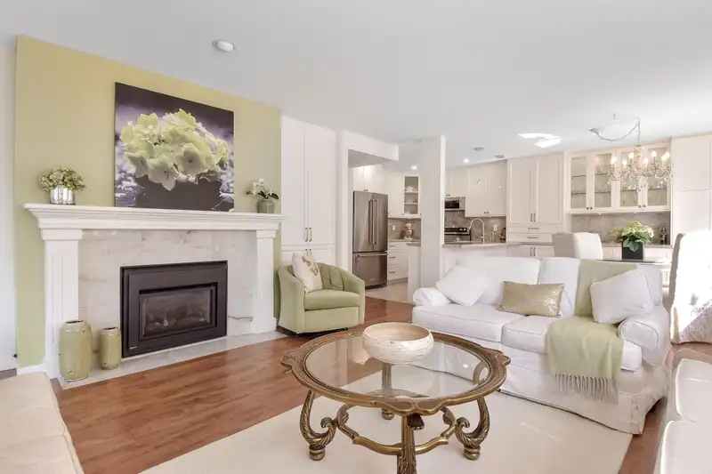 103 1441 BLACKWOOD STREET - photo 1 of 24