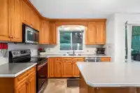 1365 HONEYSUCKLE LANE - thumbnail 21