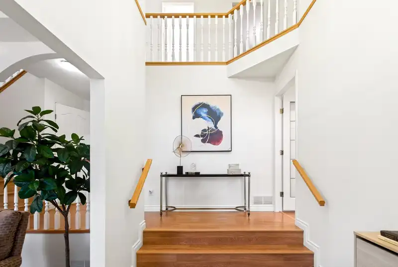 1365 HONEYSUCKLE LANE - photo 4 of 40