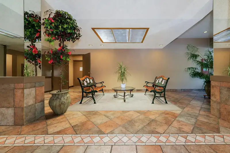 604 7100 GILBERT ROAD - photo 2 of 28