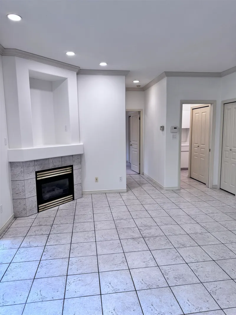 6893 BARNARD DRIVE - photo 4 of 20