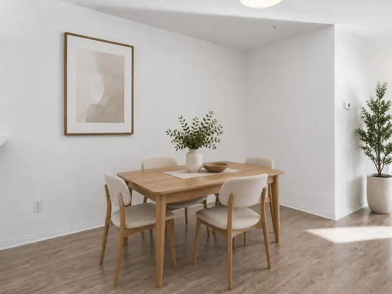 104 2755 MAPLE STREET - photo 3 of 10