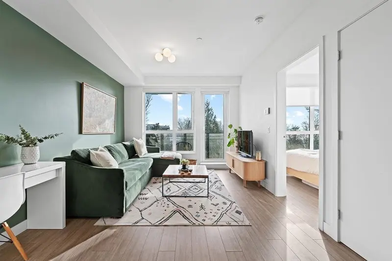 309 747 E 3RD STREET - photo 4 of 25