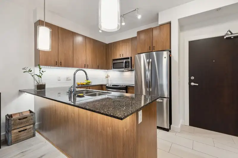 114 250 FRANCIS WAY - photo 4 of 28