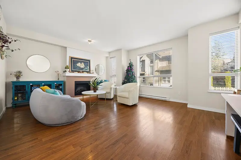 67 2738 158 STREET - photo 2 of 25