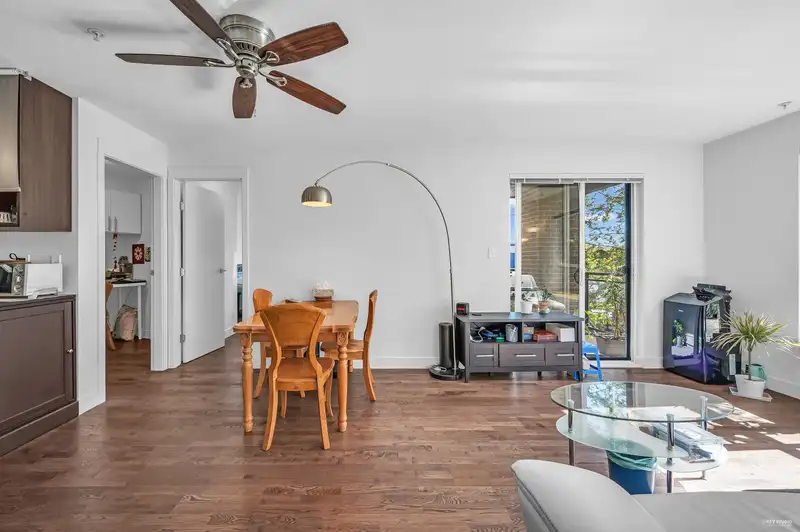 228 7088 14TH AVENUE - photo 3 of 28