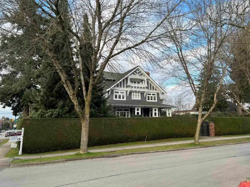 1799 CEDAR CRESCENT - photo 1 of 1