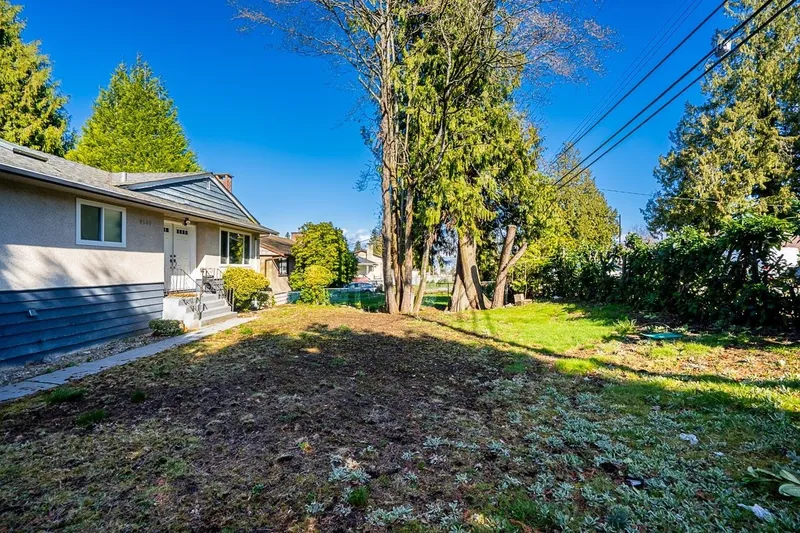 9545 116 STREET - photo 4 of 25