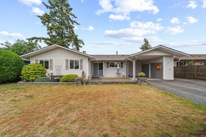 19347 117B AVENUE - photo 2 of 21