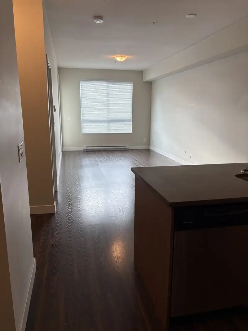 314 12040 222 STREET - photo 4 of 10