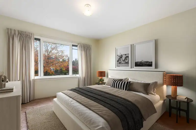 257 W 46TH AVENUE - photo 4 of 23